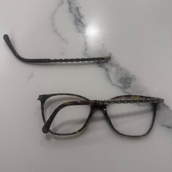 ✨? CHANEL Eyeglass Frames – Tortoise w/ Iconic Chain Temple – AS IS / Repair main image 11
